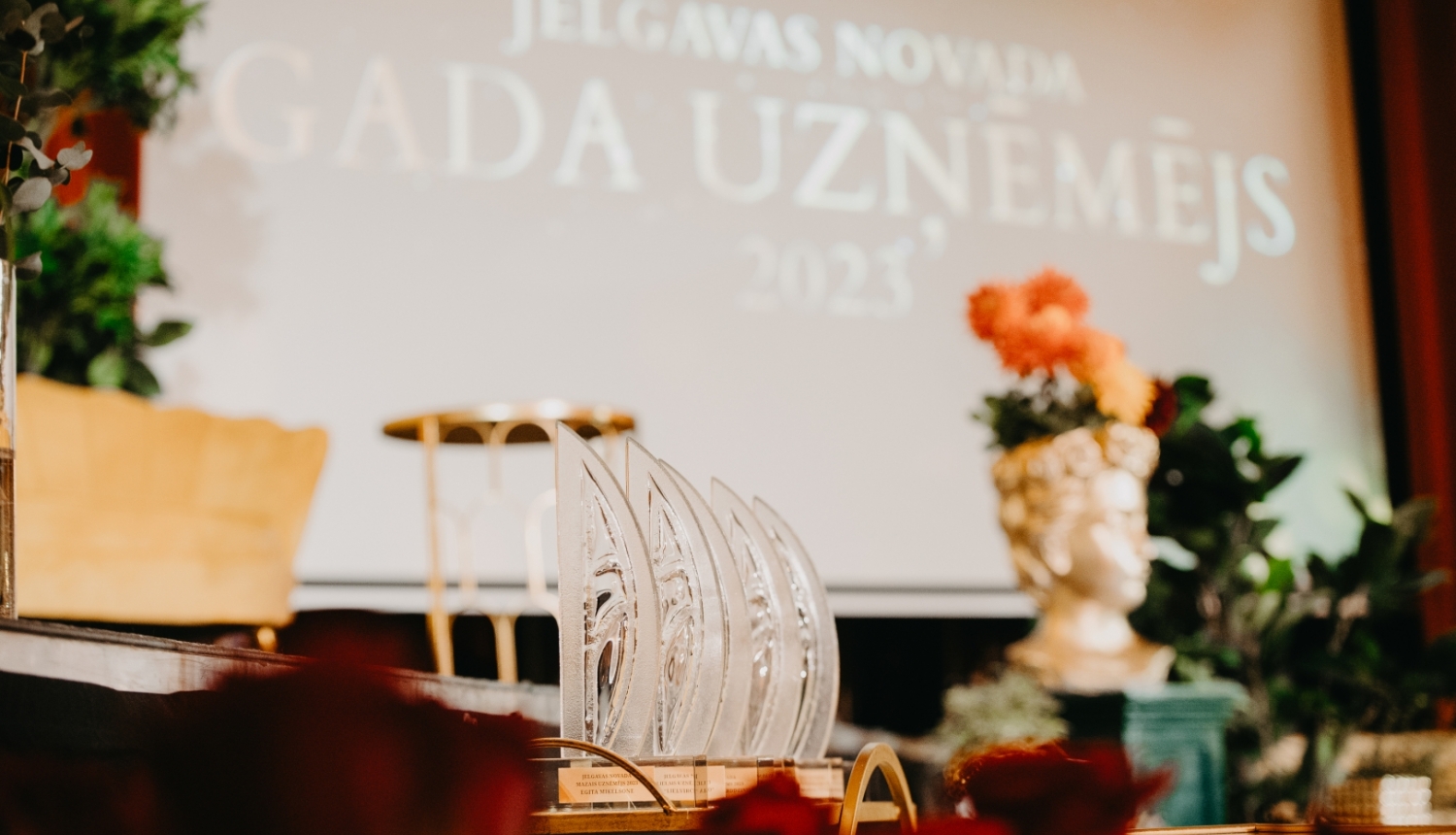 Pasniedz Jelgavas novada uzņēmēju Gada balvas 