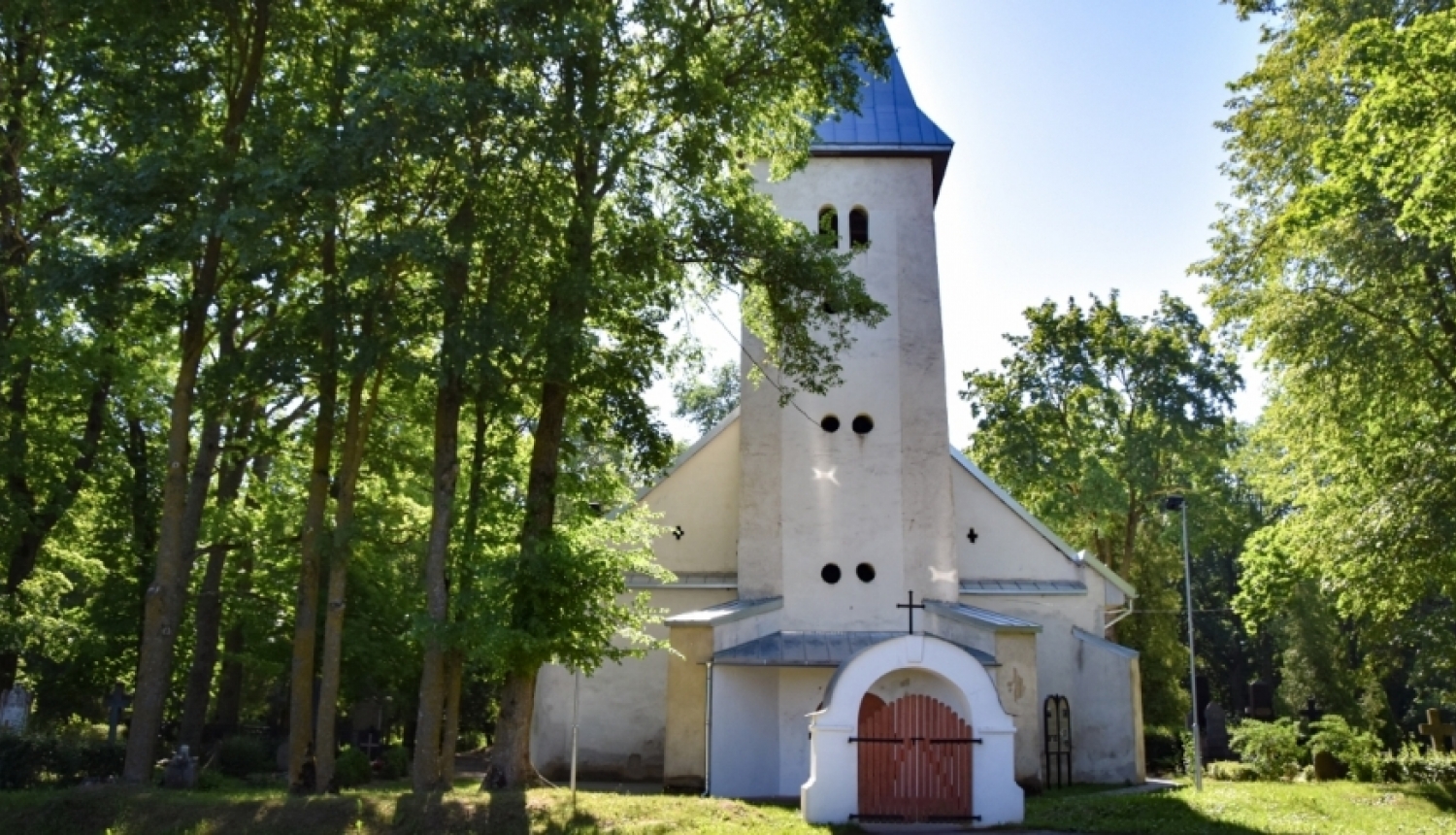 Piešķir līdzfinansējumu Lielvircavas baznīcas zvanu torņa atjaunošanai