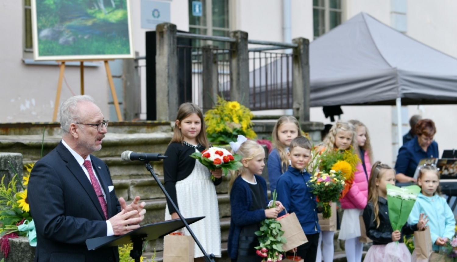 Zinību dienā Valsts prezidents apmeklē skolas Jelgavas novadā