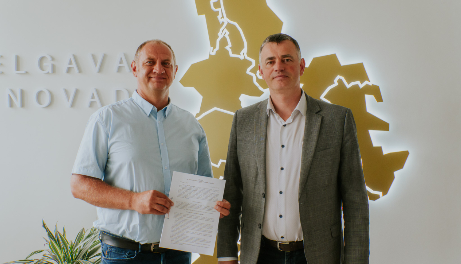 Paraksta līgumu par grantu sociālajam uzņēmumam “4 vēji”