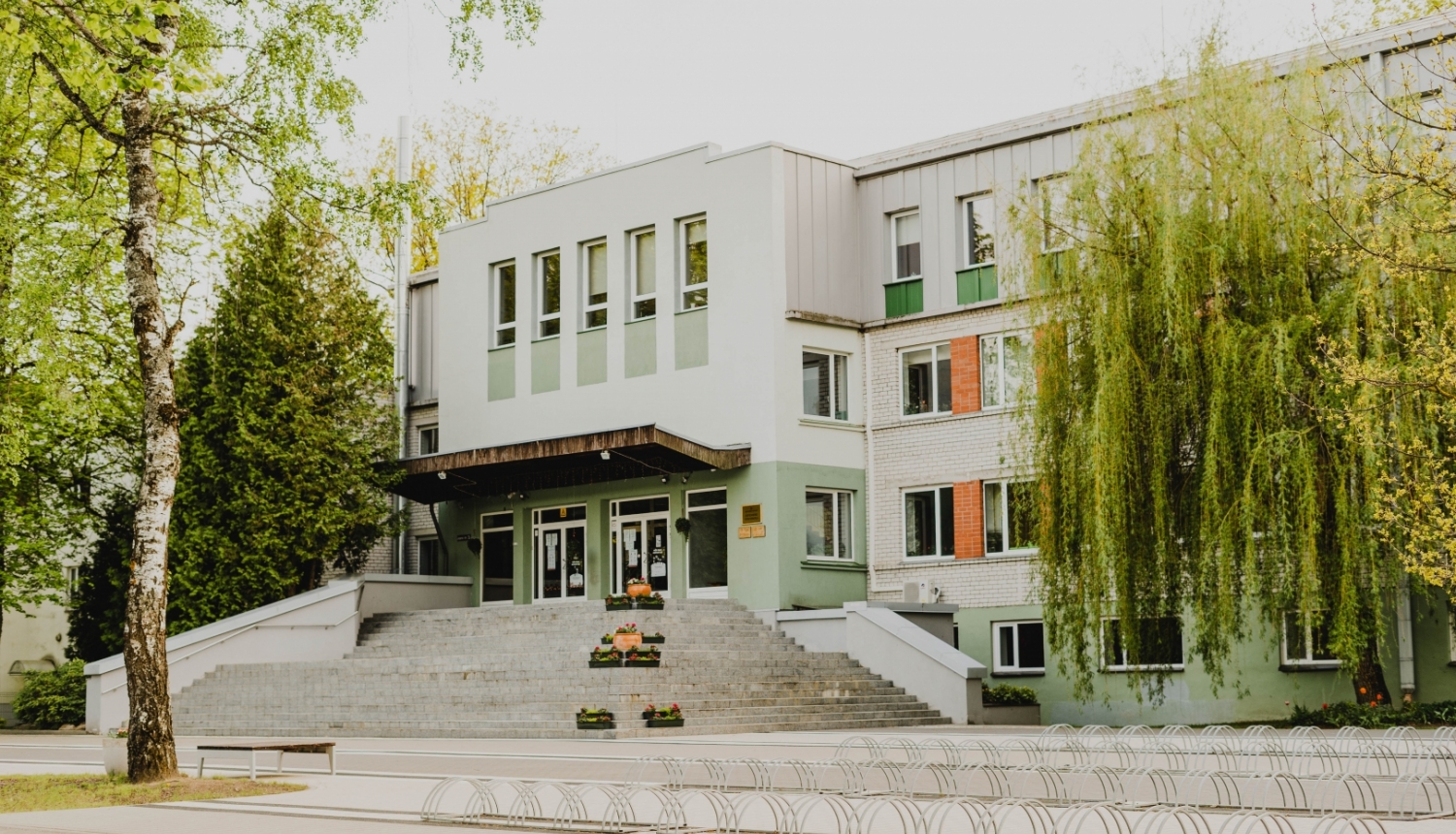 Ozolnieku vidusskola