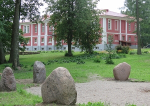 Staļģenē izveidota gadskārtu un svinību vieta
