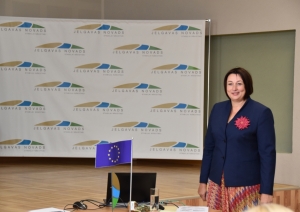 s1_14830.jpg